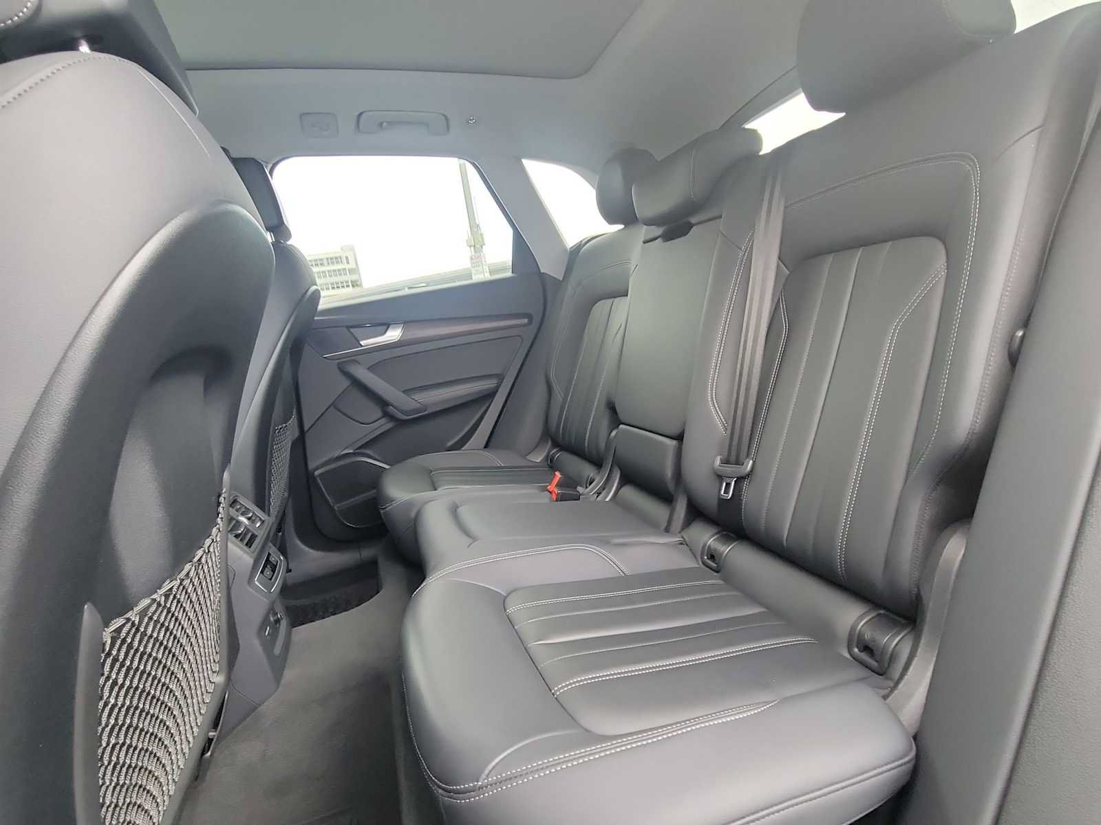 Certified 2024 Audi Q5 2.0T Premium Plus AWD/4WD image 19
