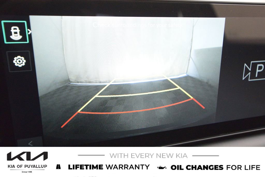 New 2025 Kia K4 LX image 23