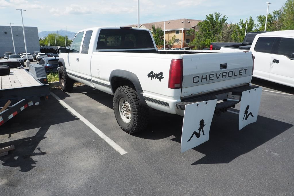 Used 1997 Chevrolet Silverado 2500 4x4 Extended Cab w/ Preferred Equipment Group 2 image 3
