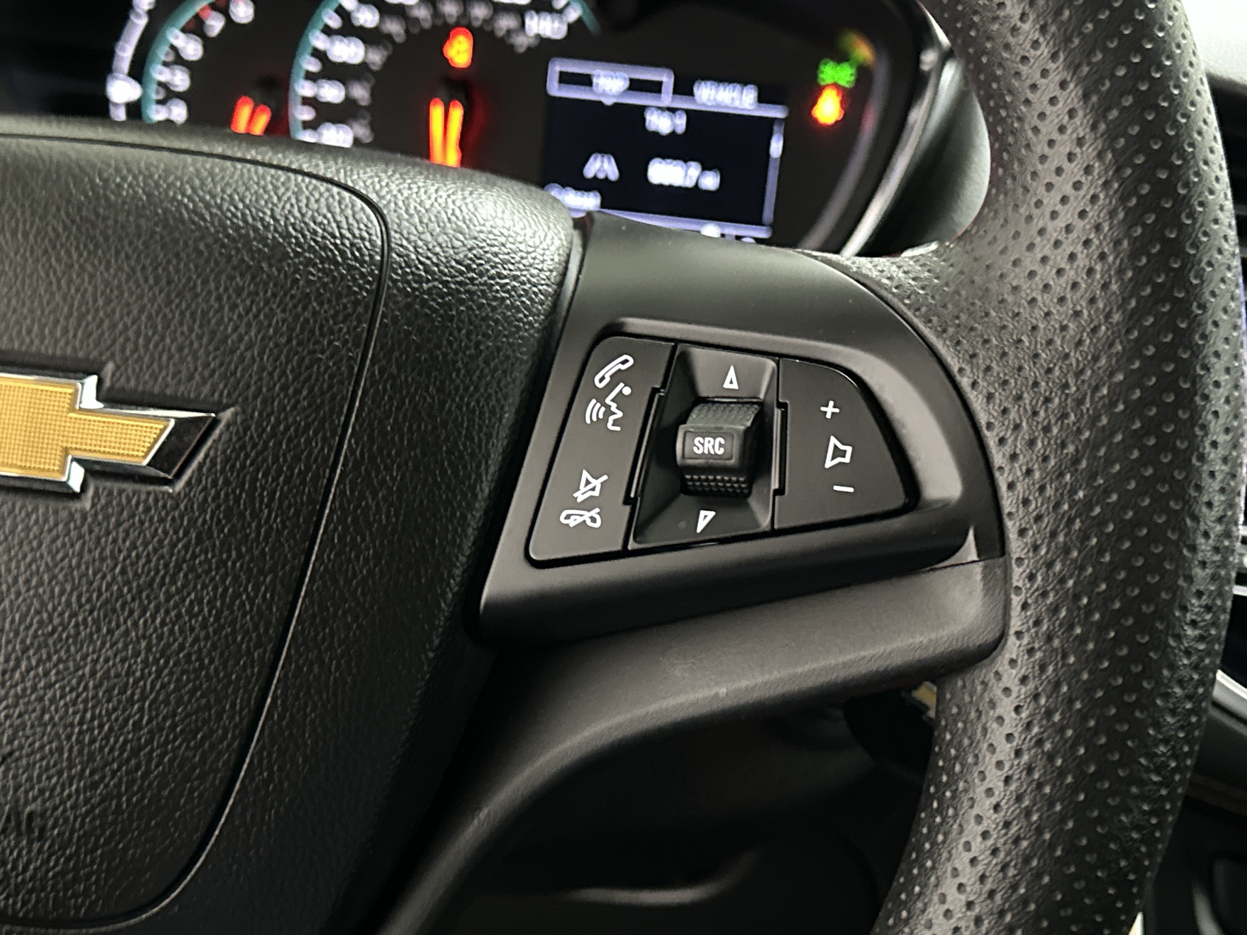 Used 2020 Chevrolet Trax LS w/ Tint and Cruise Package FWD image 23