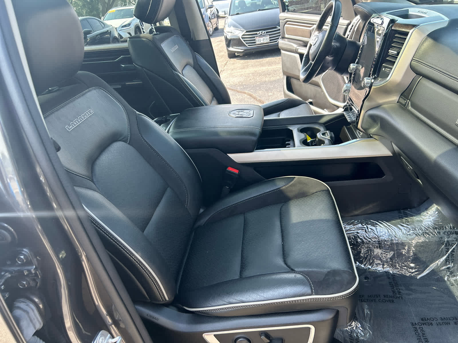 Used 2022 RAM 1500 Laramie image 30