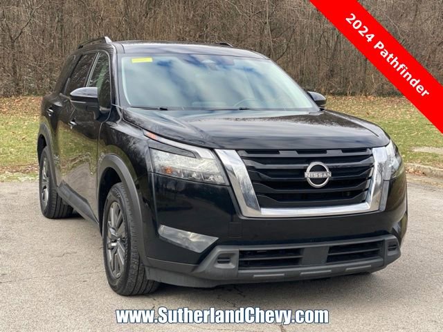 Used 2024 Nissan Pathfinder SV image 1