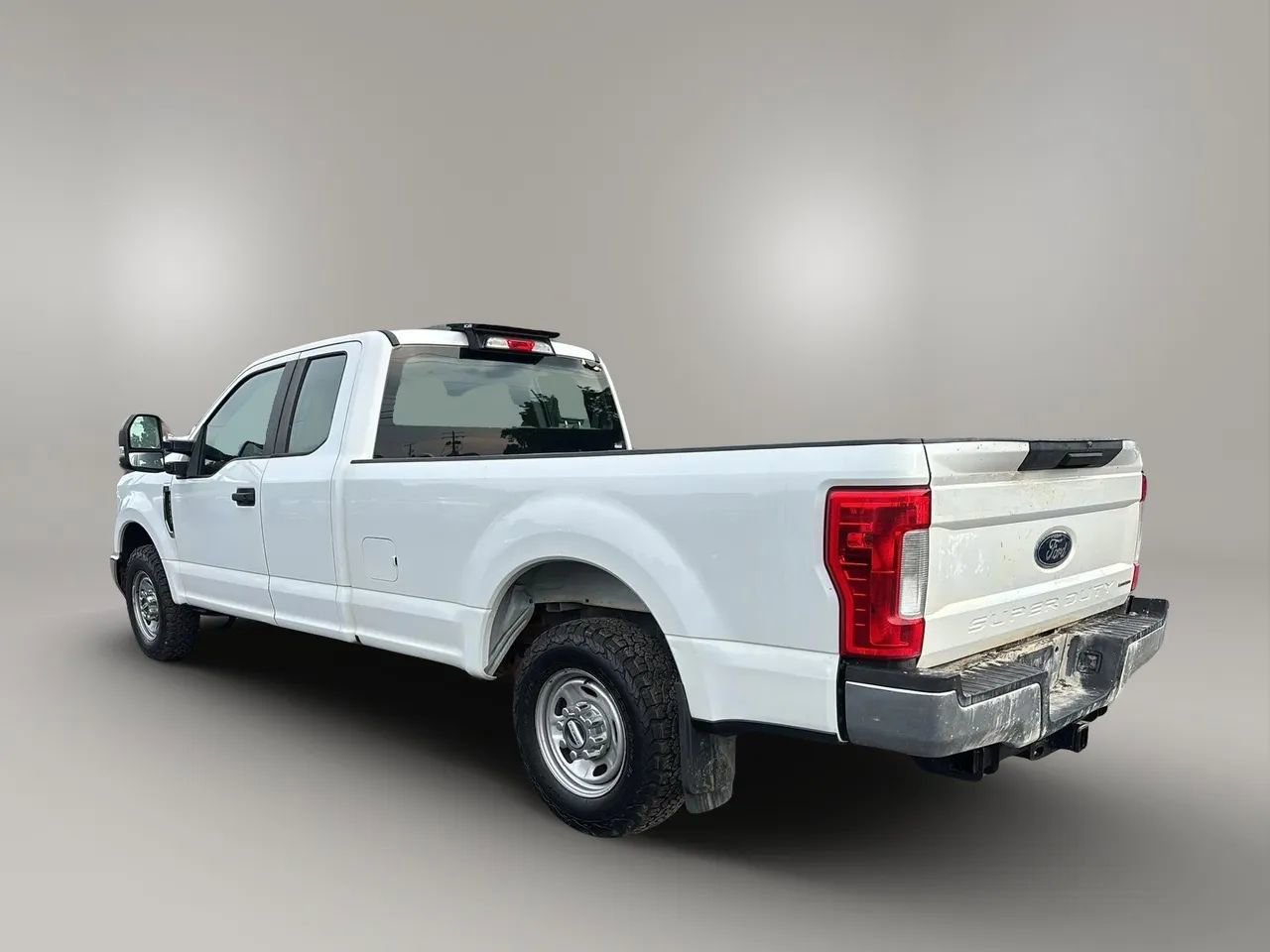 Used 2017 Ford F250 XL w/ Power Equipment Group image 3