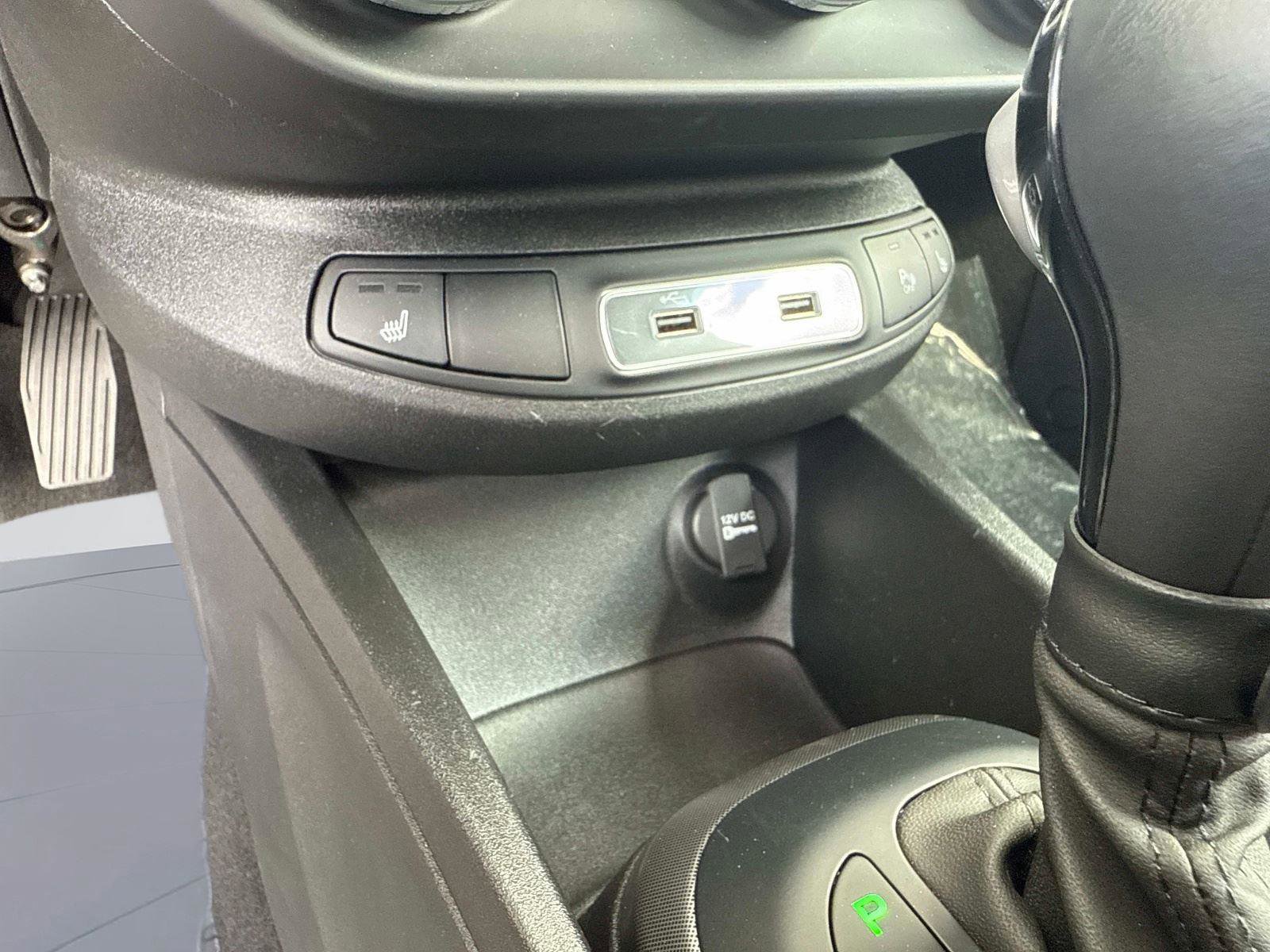 Used 2023 FIAT 500X Sport image 28