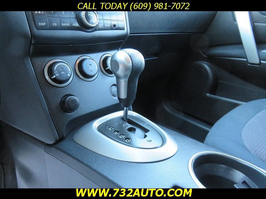 Used 2009 Nissan Rogue SL w/ Premium Pkg image 13