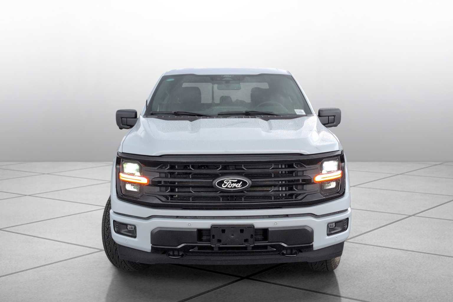 New 2025 Ford F150 XLT w/ Equipment Group 302A MID image 2