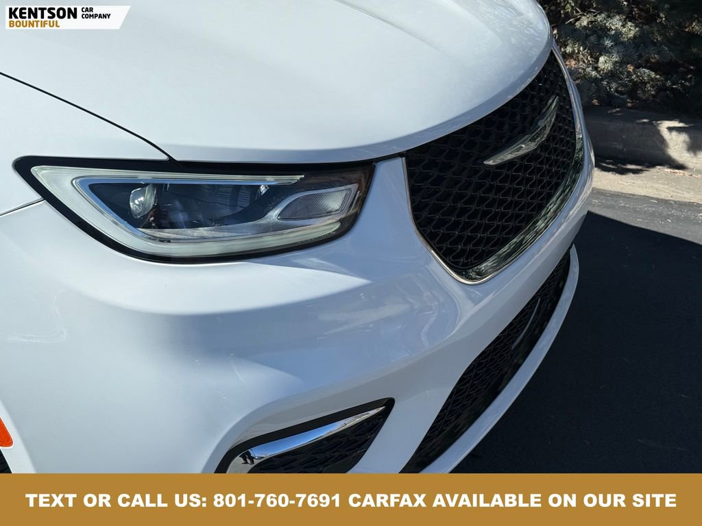 Used 2026 Chrysler Pacifica Limited image 12