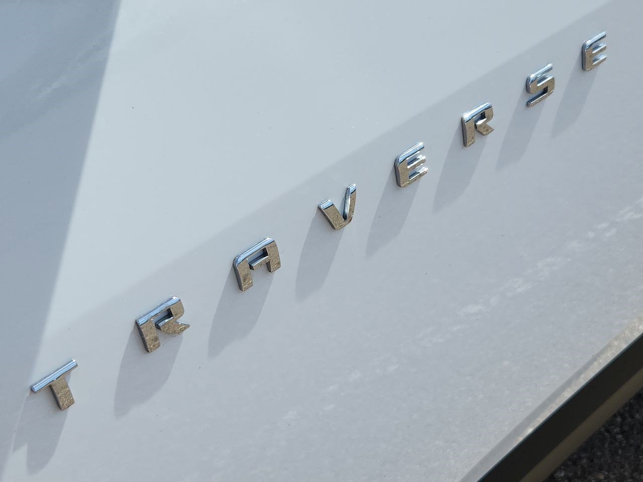 Used 2023 Chevrolet Traverse LT image 25