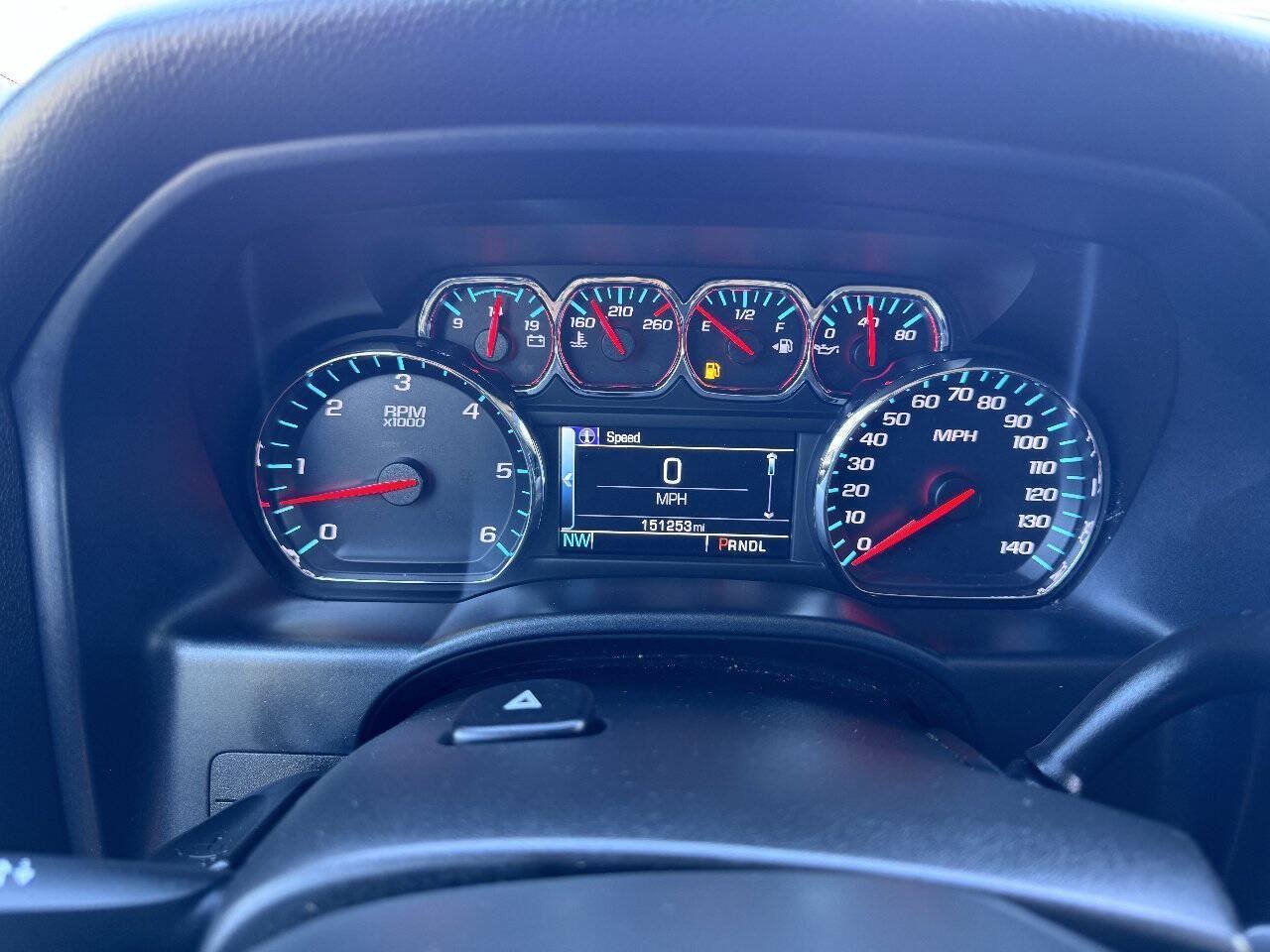 Used 2018 Chevrolet Silverado 1500 LT w/ All Star Edition AWD/4WD image 21