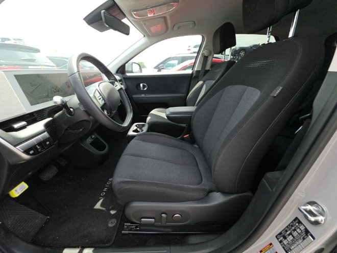 Used 2024 Hyundai Ioniq 5 SEL AWD/4WD image 9