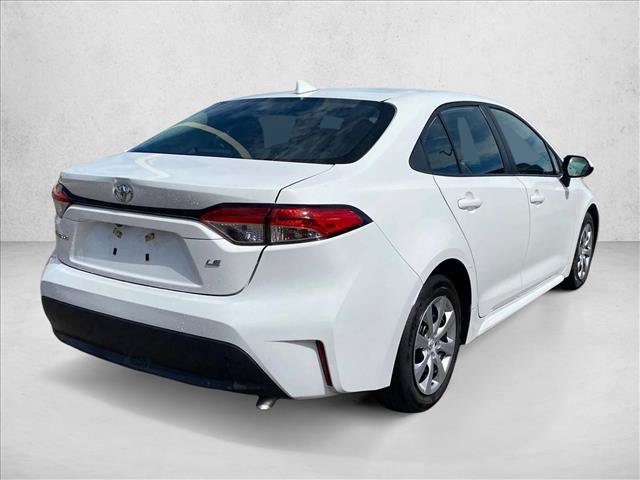 Used 2023 Toyota Corolla LE FWD image 5