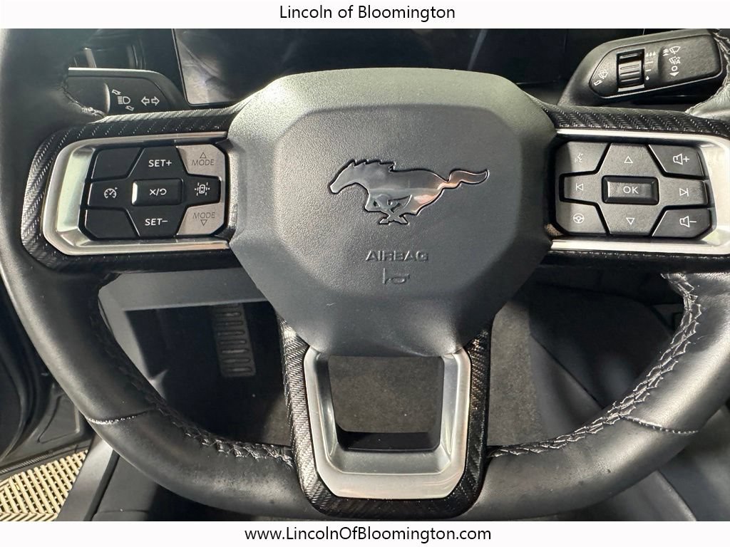 Used 2025 Ford Mustang GT RWD image 18