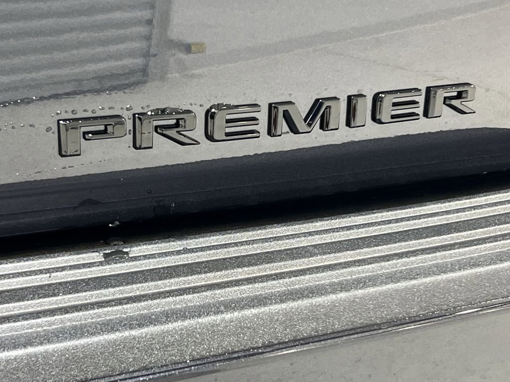 New 2025 Chevrolet Tahoe Premier RWD image 31