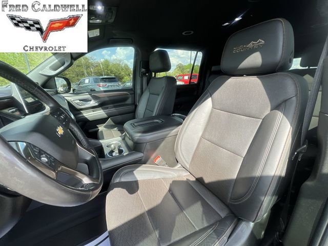Used 2022 Chevrolet Suburban High Country image 24