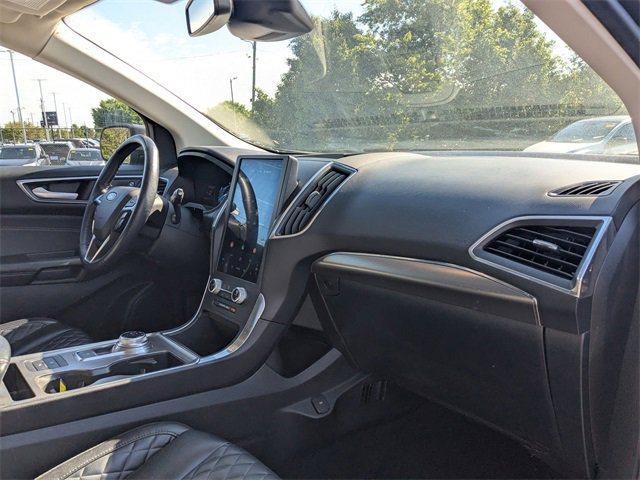 Used 2023 Ford Edge Titanium image 34