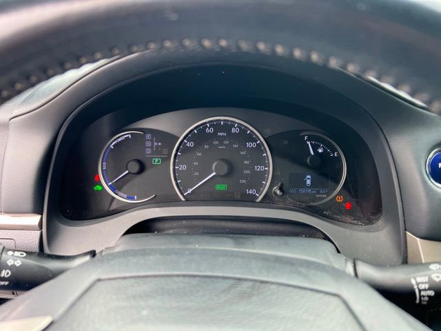 Used 2014 Lexus CT 200h w/ F Sport w/Nuluxe Interior image 16