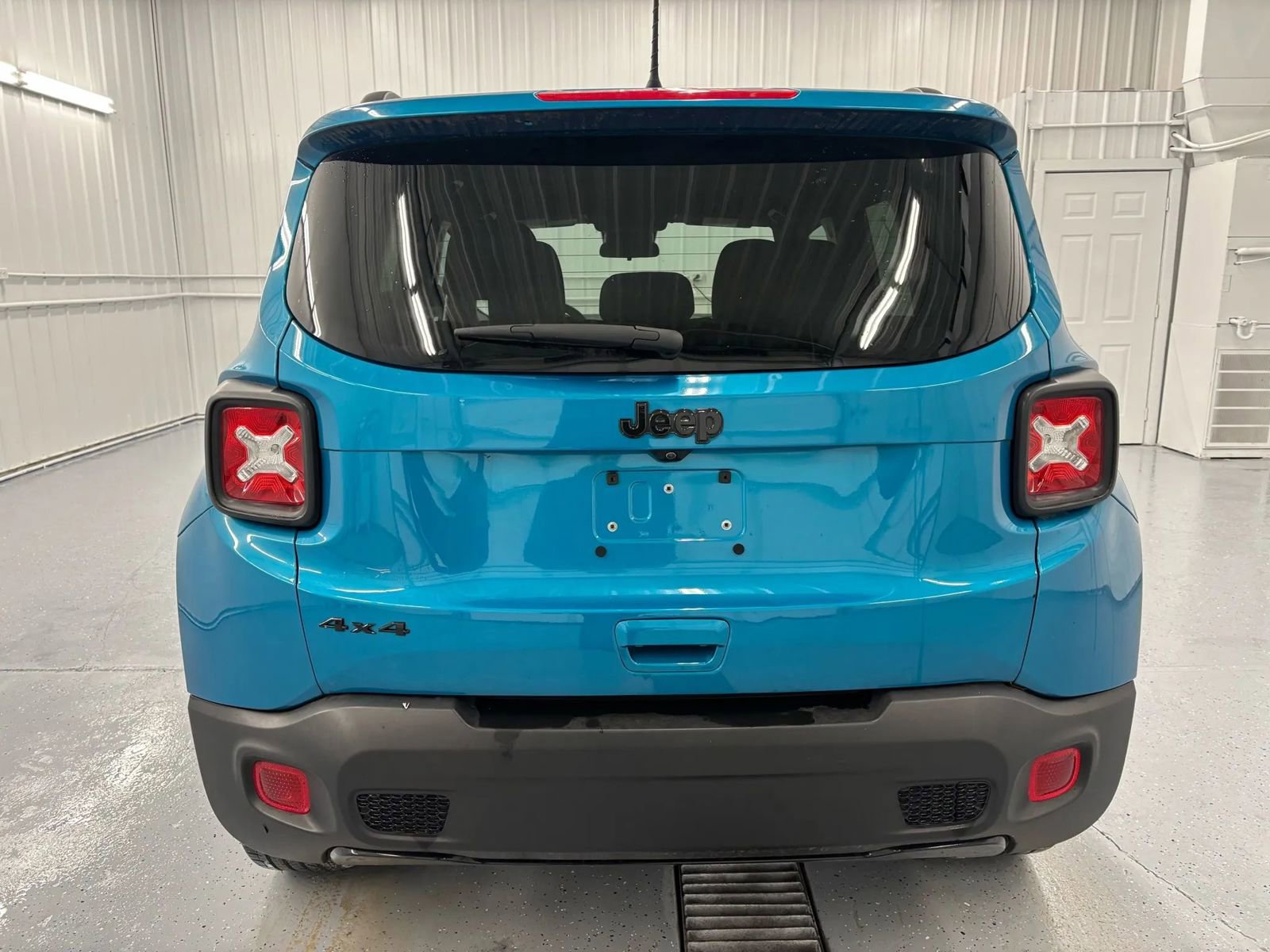 Used 2022 Jeep Renegade Altitude image 5