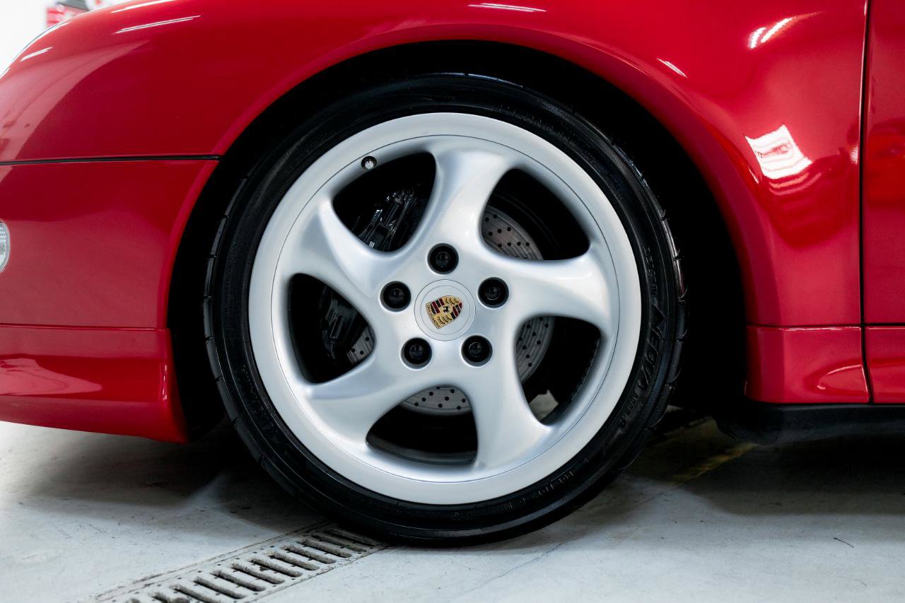 Used 1998 Porsche 911 Carrera image 38