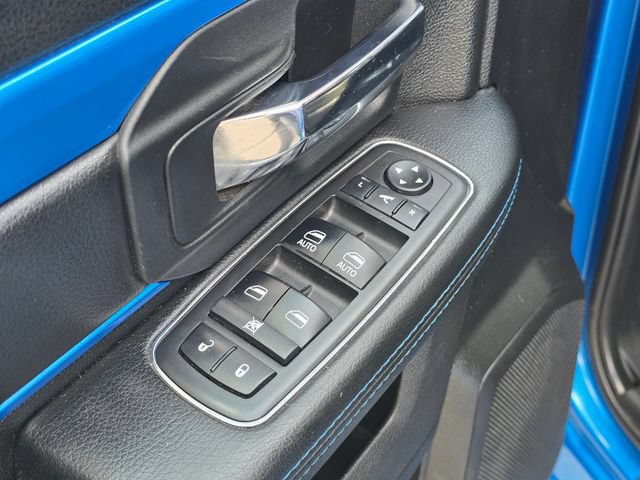 Used 2018 RAM 1500 Sport w/ Hydro Blue Sport Package AWD/4WD image 10