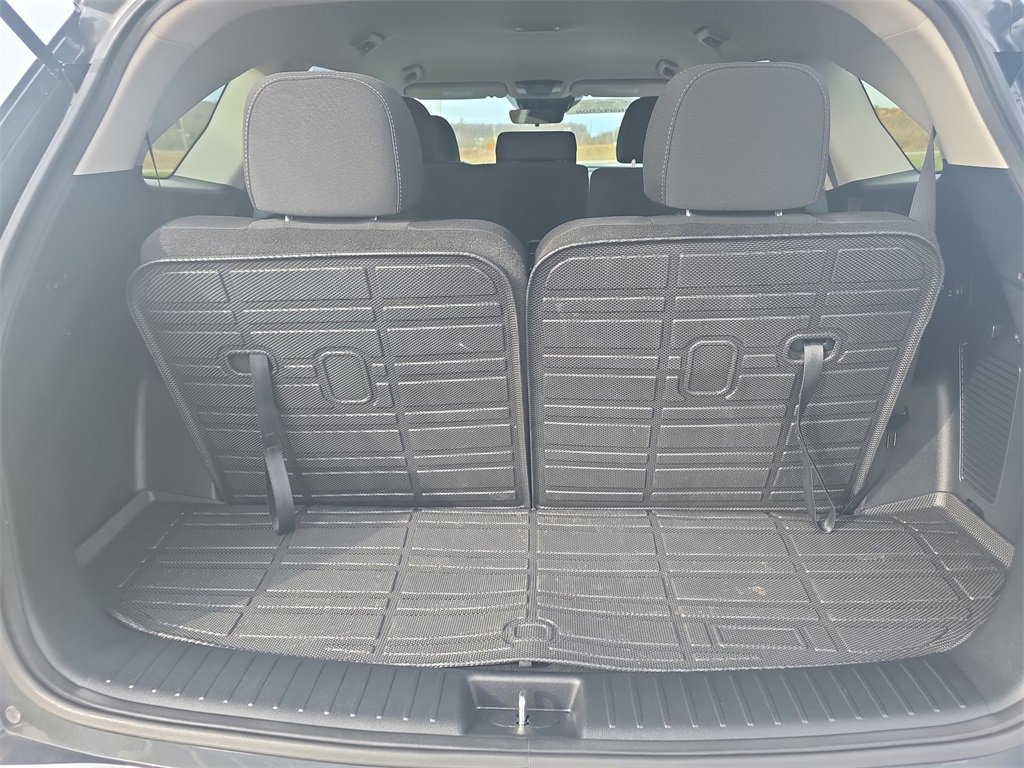 Used 2025 Kia Sorento LX image 23