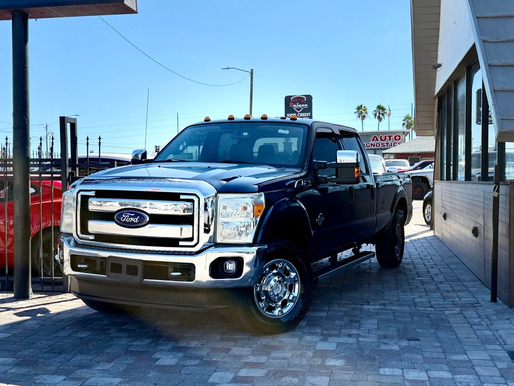 Used 2015 Ford F250 XLT w/ XLT Premium Package AWD/4WD image 1
