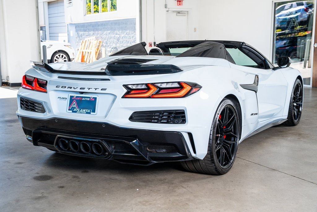 Used 2023 Chevrolet Corvette Z06 w/ Stealth Interior Trim Package image 6