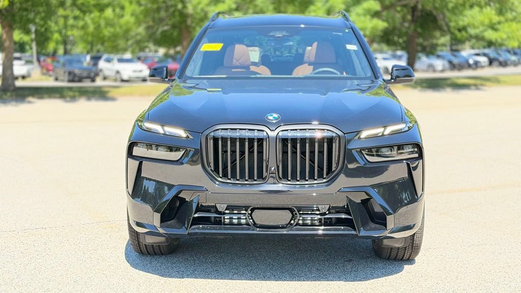 New 2027 BMW X7 xDrive40i w/ M Sport Package AWD/4WD image 11