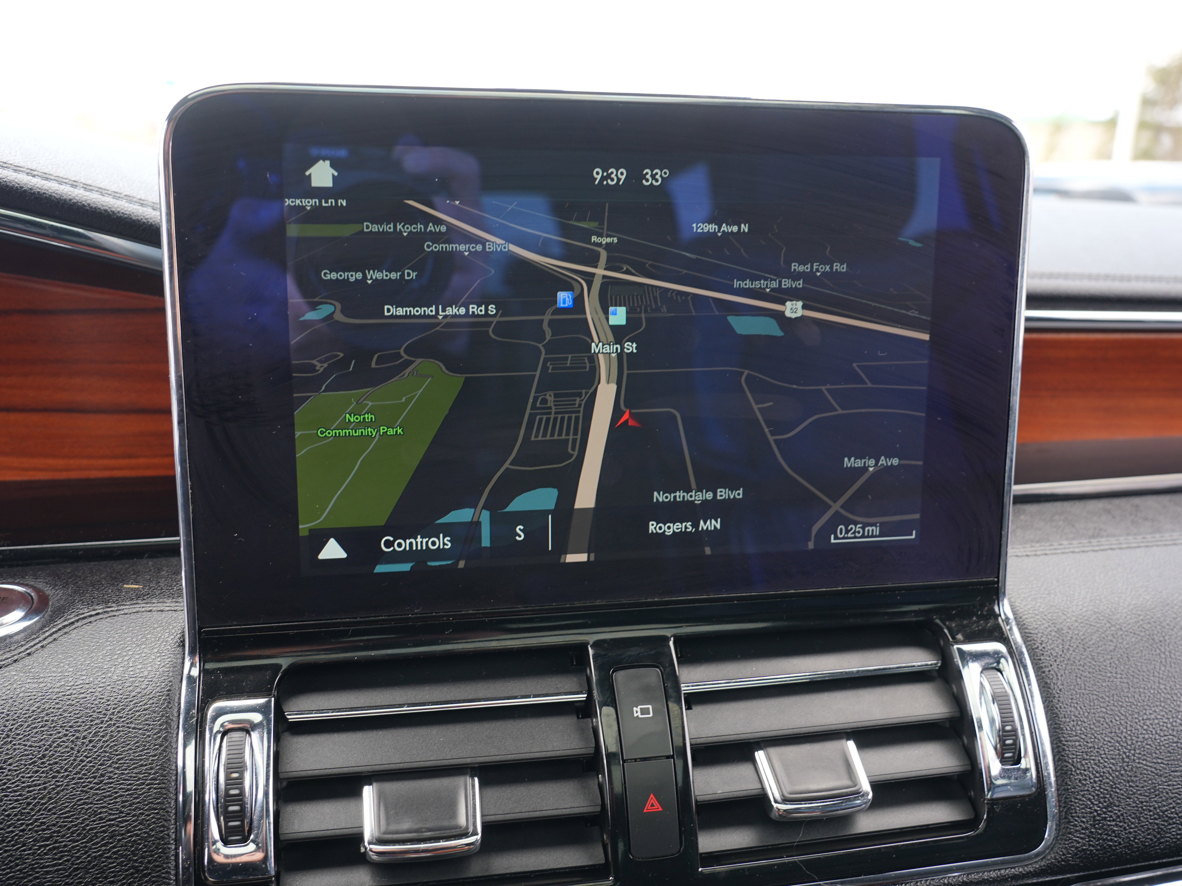 Used 2019 Lincoln Navigator Reserve AWD/4WD image 29
