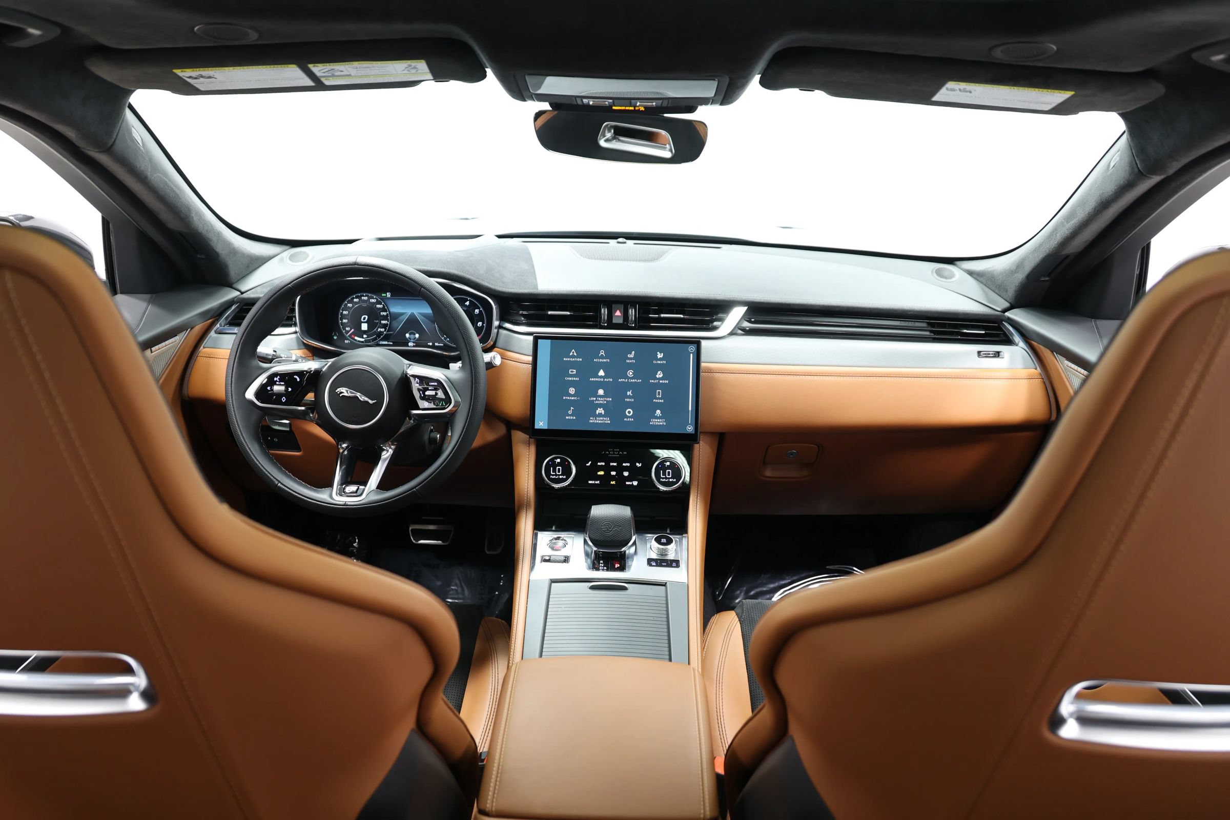 Used 2022 Jaguar F-PACE SVR AWD/4WD image 27