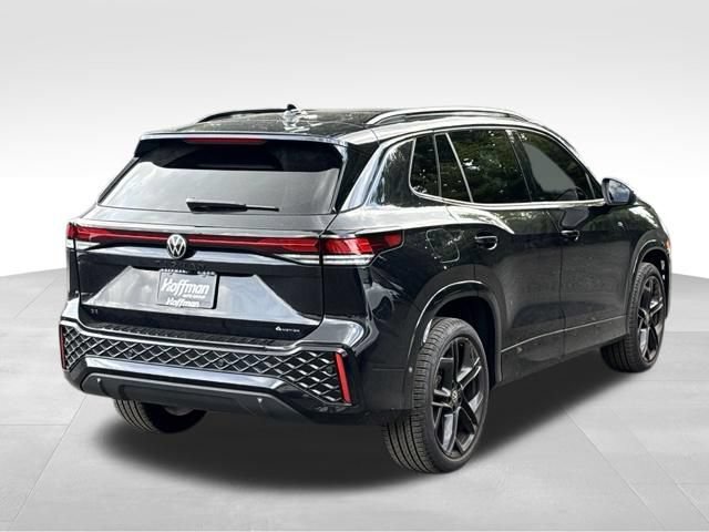 Used 2025 Volkswagen Tiguan SE R-Line AWD/4WD image 8