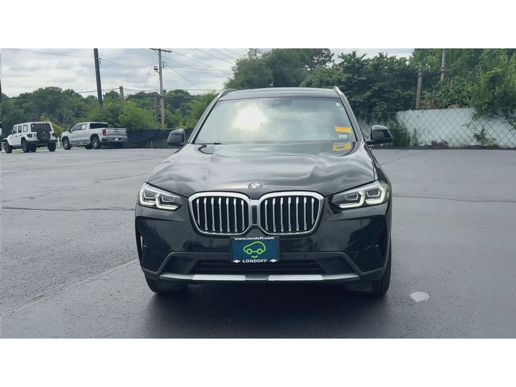 Used 2022 BMW X3 xDrive30i w/ Premium Package 2 AWD/4WD image 3
