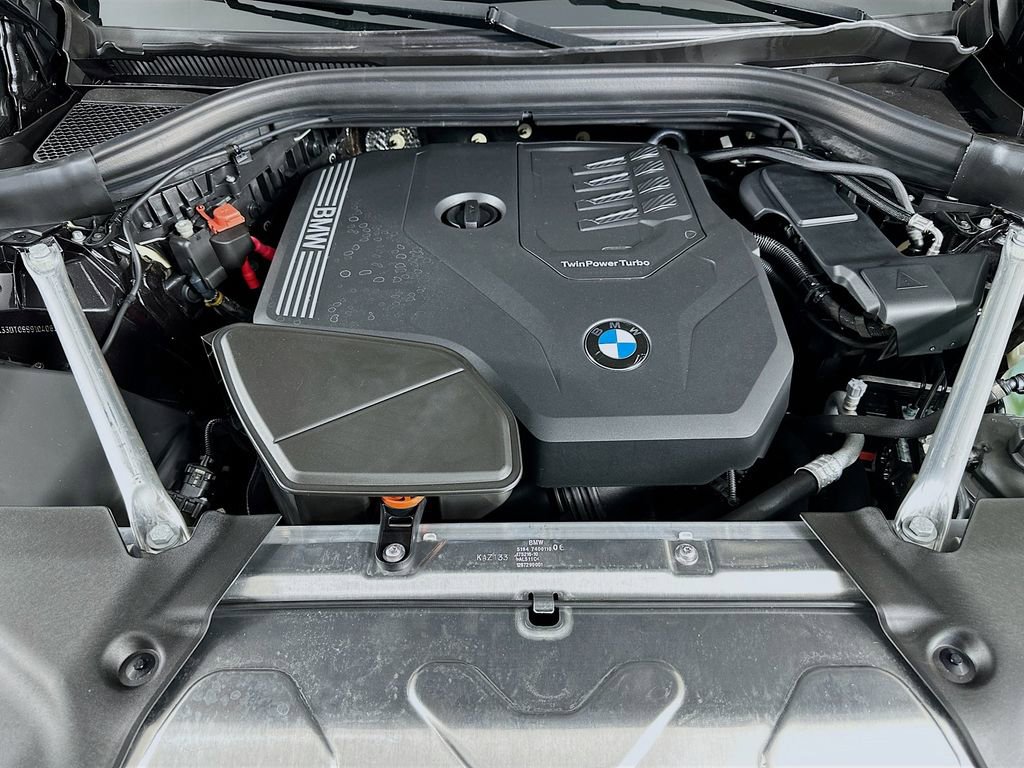 Used 2025 BMW X4 xDrive30i w/ Premium Package image 36