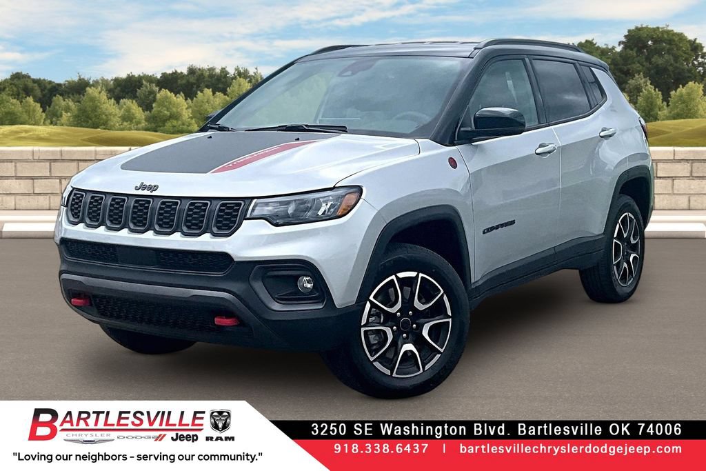 Used 2025 Jeep Compass Trailhawk