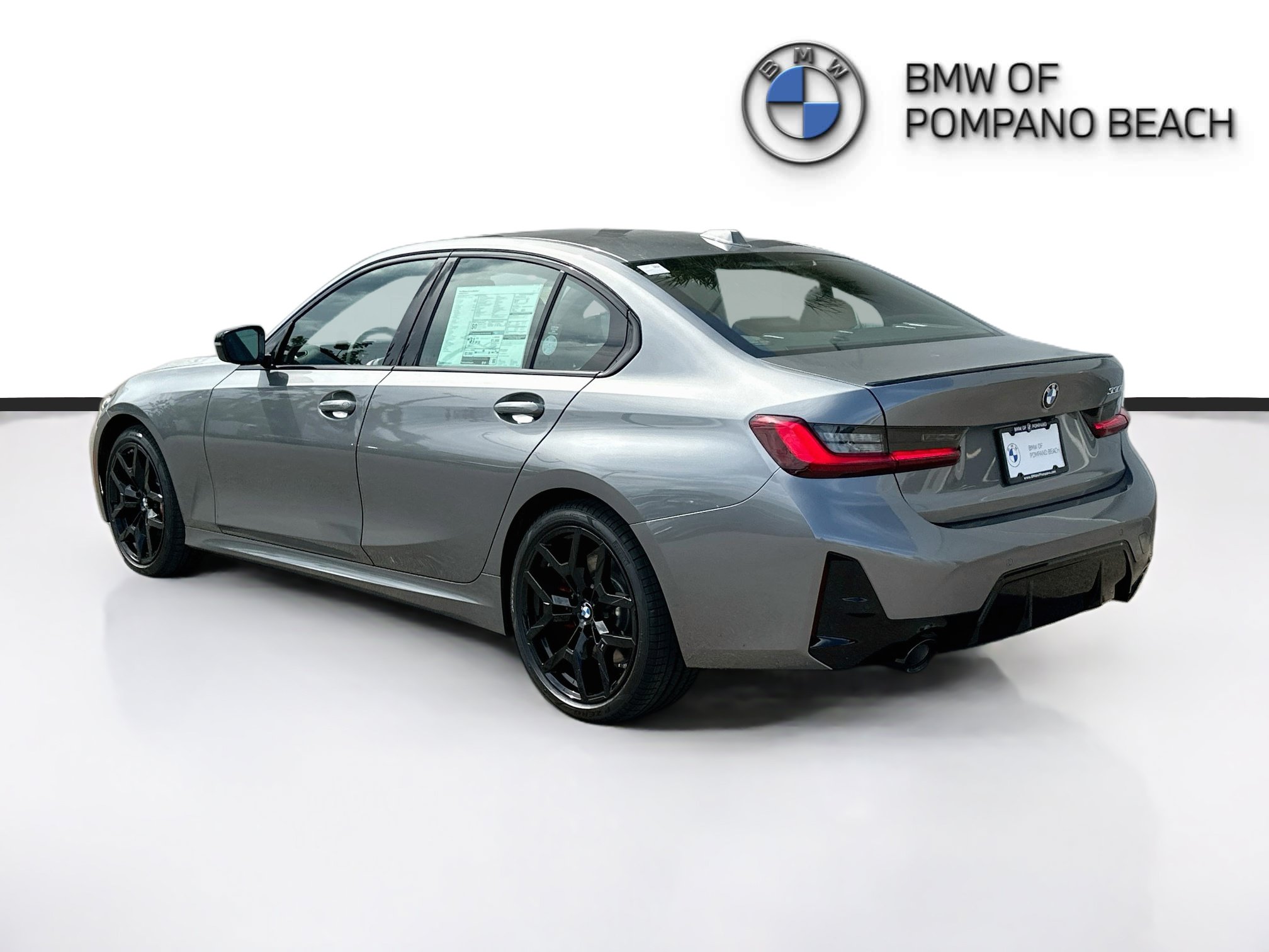 New 2026 BMW 330i Sedan w/ M Sport Package RWD image 4