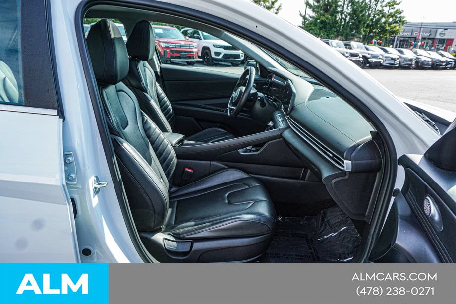 Used 2024 Hyundai Elantra Limited FWD image 21