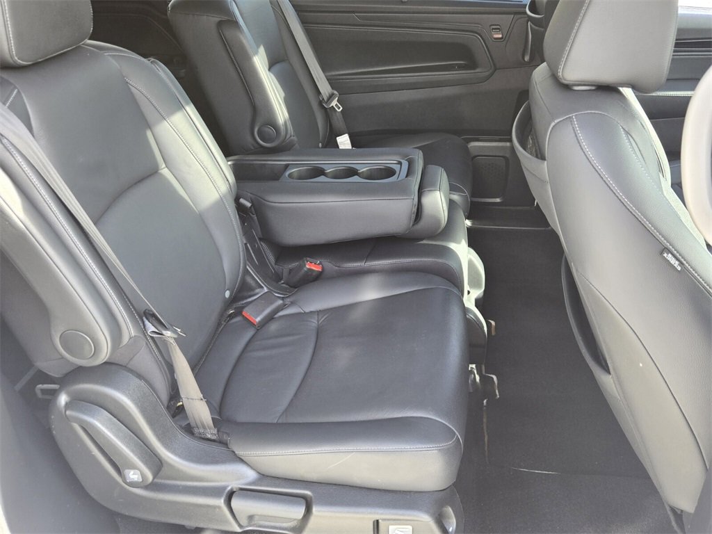 Certified 2024 Honda Odyssey Touring image 16