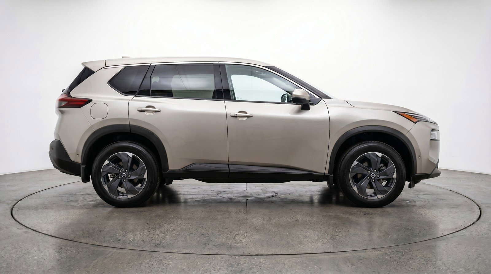 Used 2025 Nissan Rogue SV FWD image 11