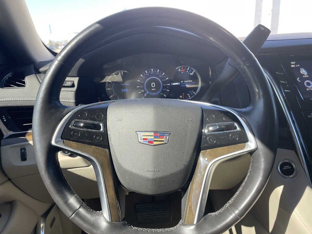 Used 2019 Cadillac Escalade Luxury image 14