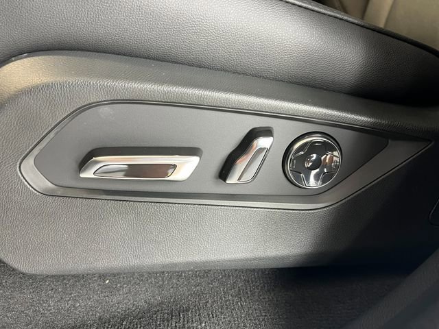 New 2026 Acura MDX SH-AWD image 15