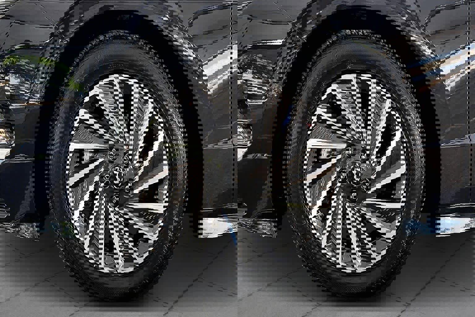 Certified 2025 Hyundai Sonata SEL image 11