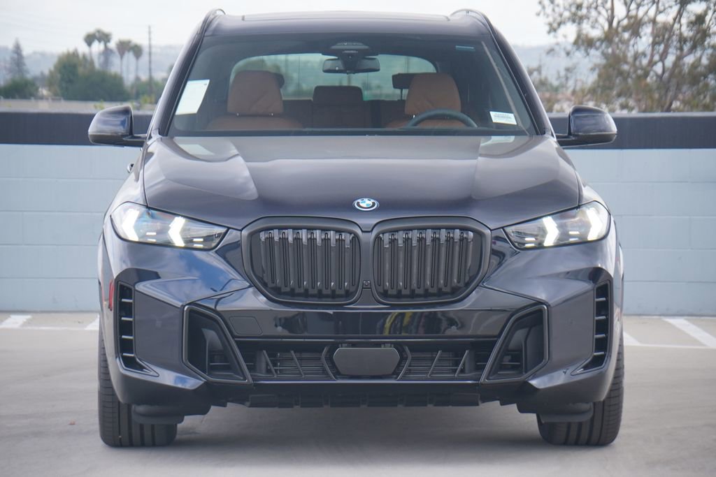 New 2026 BMW X5 xDrive50e w/ M Sport Package image 2