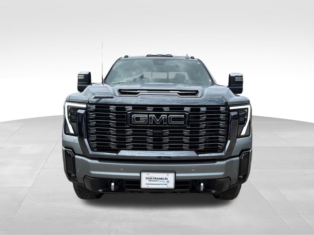 Used 2024 GMC Sierra 2500 Denali Ultimate AWD/4WD image 8