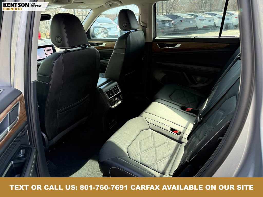 Used 2025 Volkswagen Atlas SE image 34