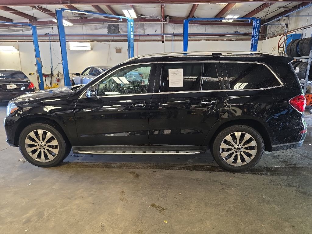Used 2019 Mercedes-Benz GLS 450 4MATIC image 2