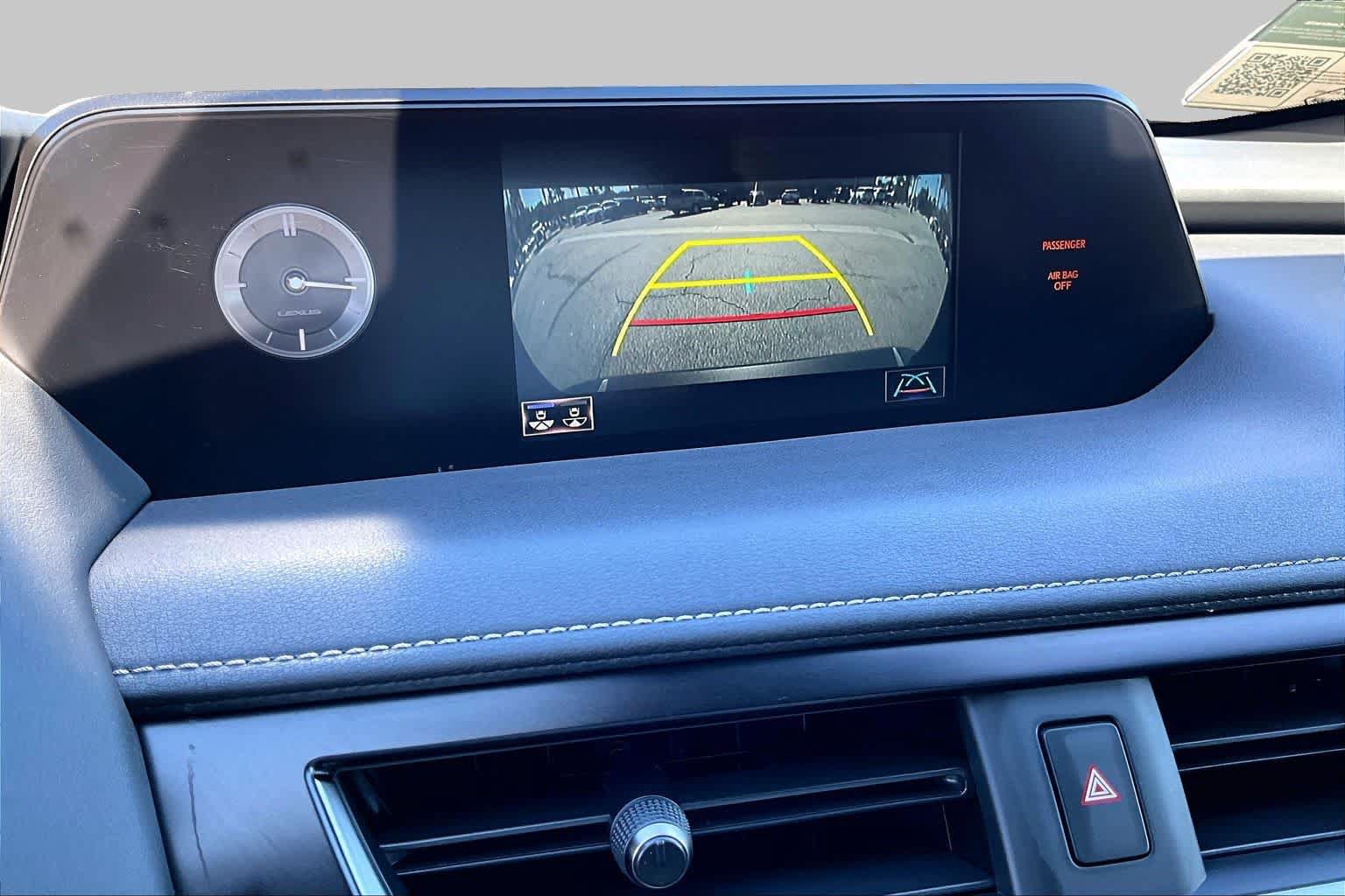 Used 2022 Lexus UX 200 w/ Accessory Package (Z1) FWD image 25