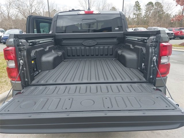 Certified 2025 Ford Maverick Lariat w/ 4K Tow Package image 12