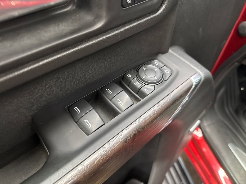 Used 2023 GMC Sierra 3500 Denali w/ Denali Ultimate Package image 38