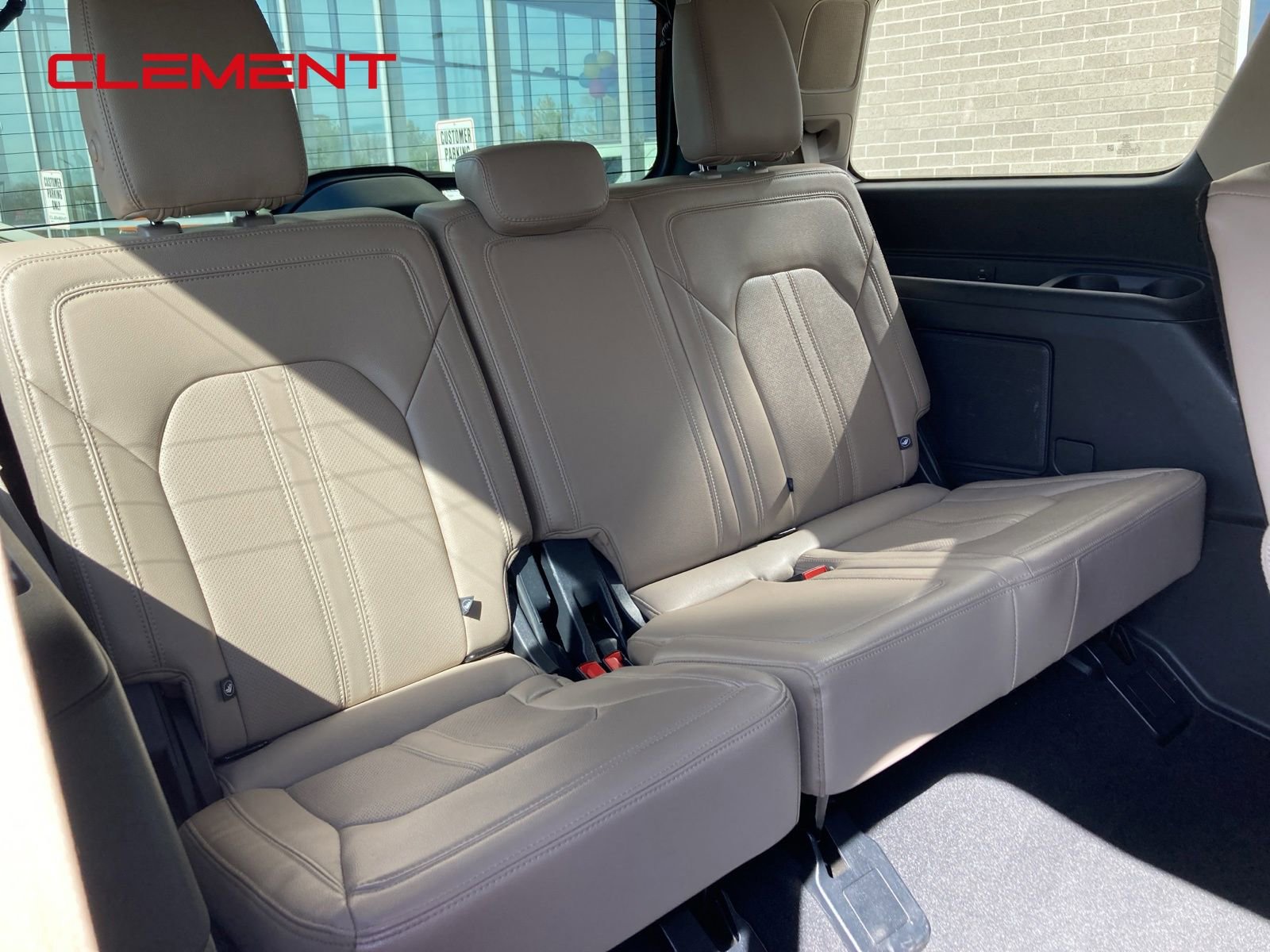 Used 2024 Ford Expedition Limited image 63