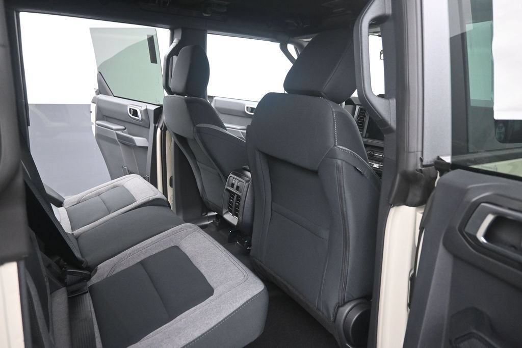 New 2026 Ford Bronco Big Bend AWD/4WD image 16