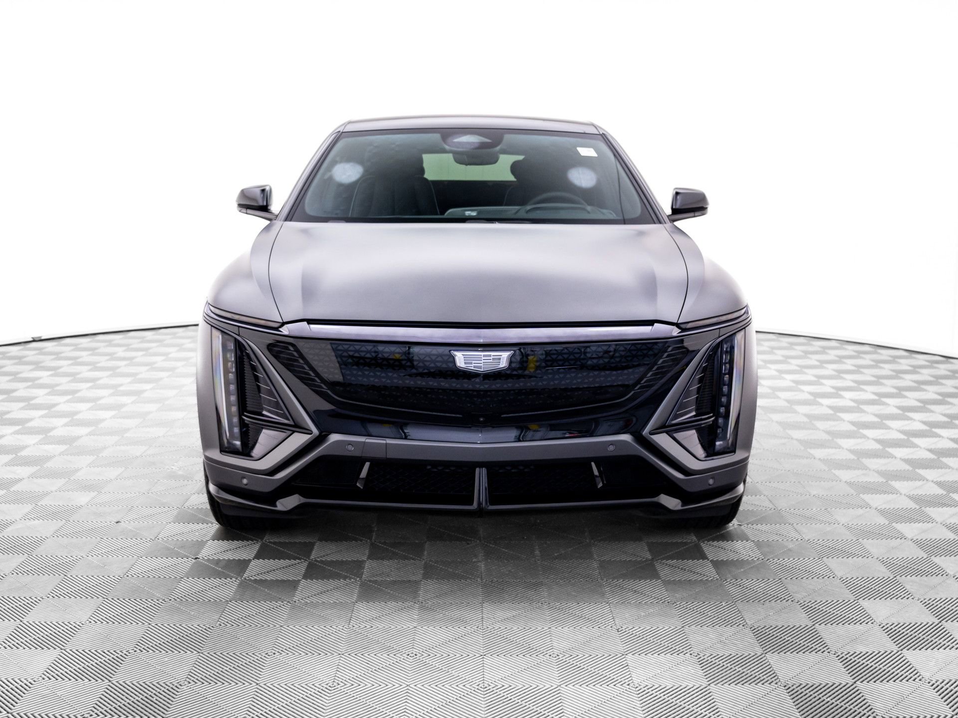 New 2026 Cadillac Lyriq V w/ LPO, Floor Liner Package AWD/4WD image 9
